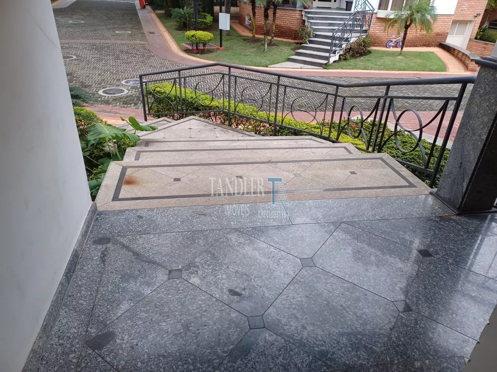 Casa à venda com 4 quartos, 352m² - Foto 12