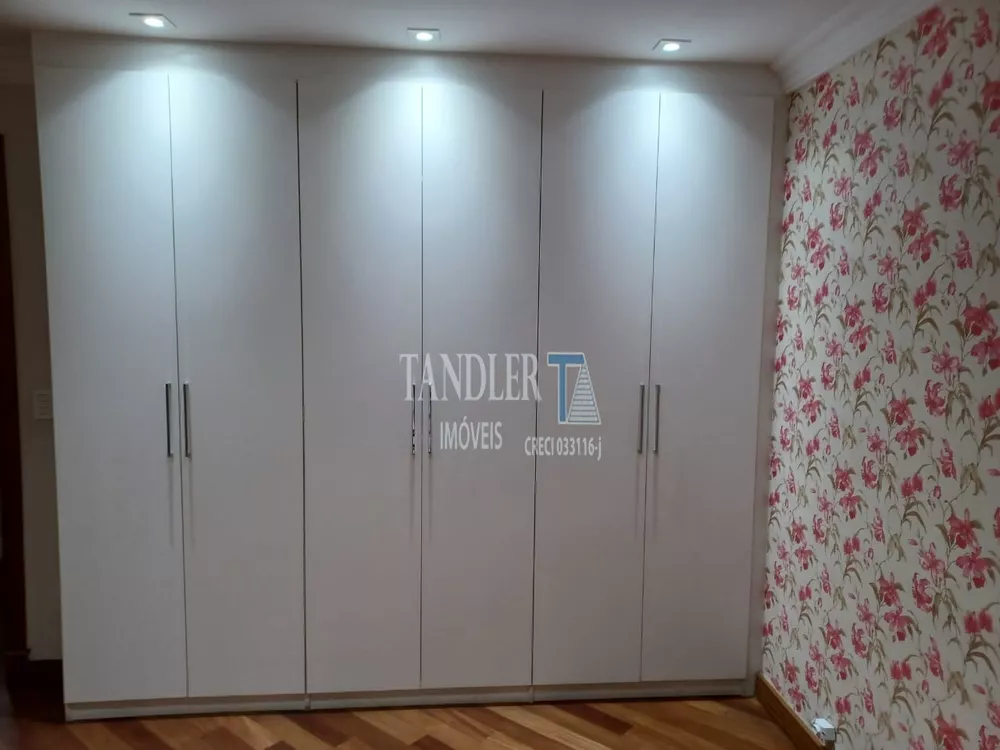 Casa à venda com 4 quartos, 352m² - Foto 20
