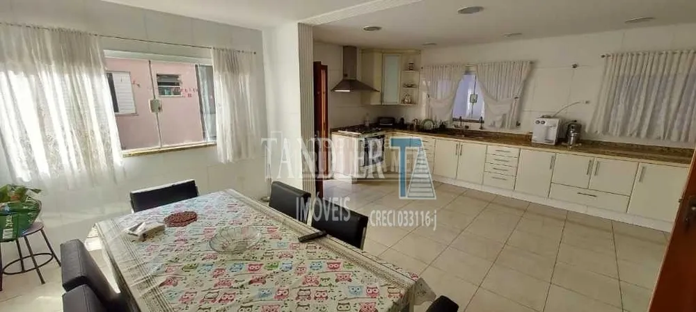 Casa, 4 quartos, 300 m² - Foto 13