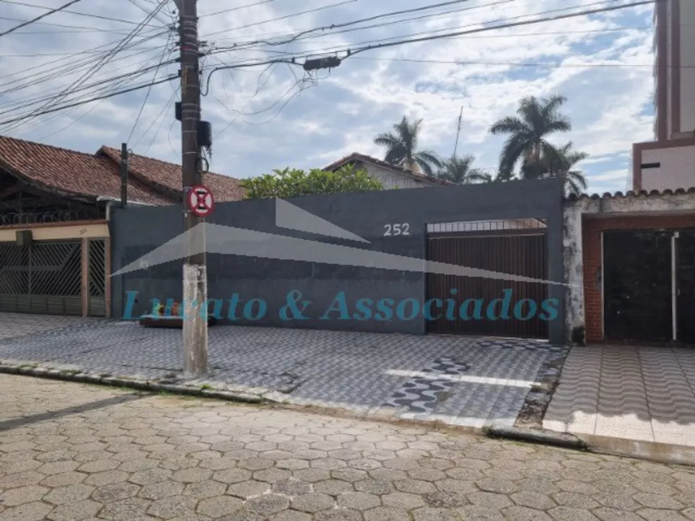 Casa para alugar com 3 quartos, 162m² - Foto 1