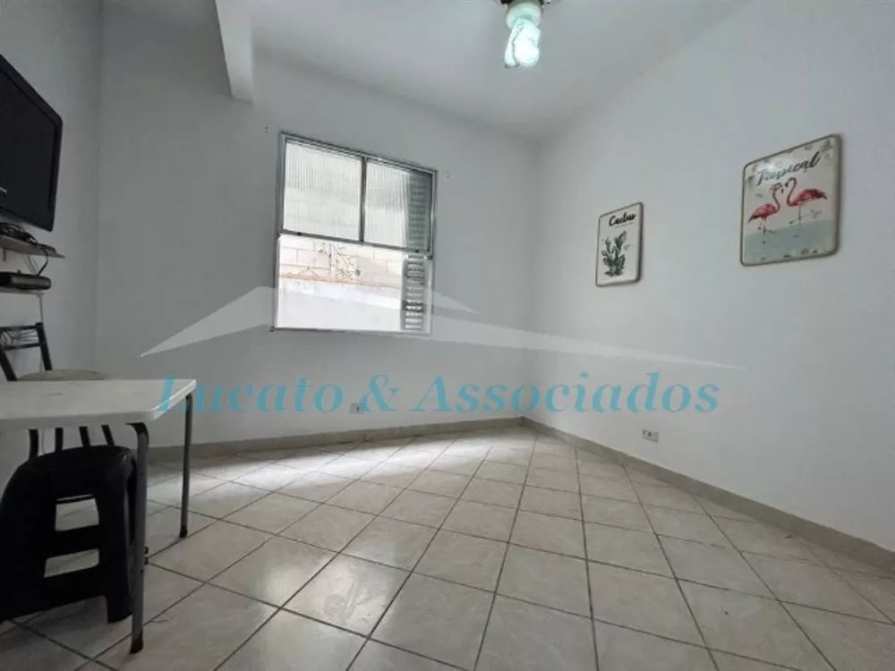 Apartamento à venda com 1 quarto, 38m² - Foto 2