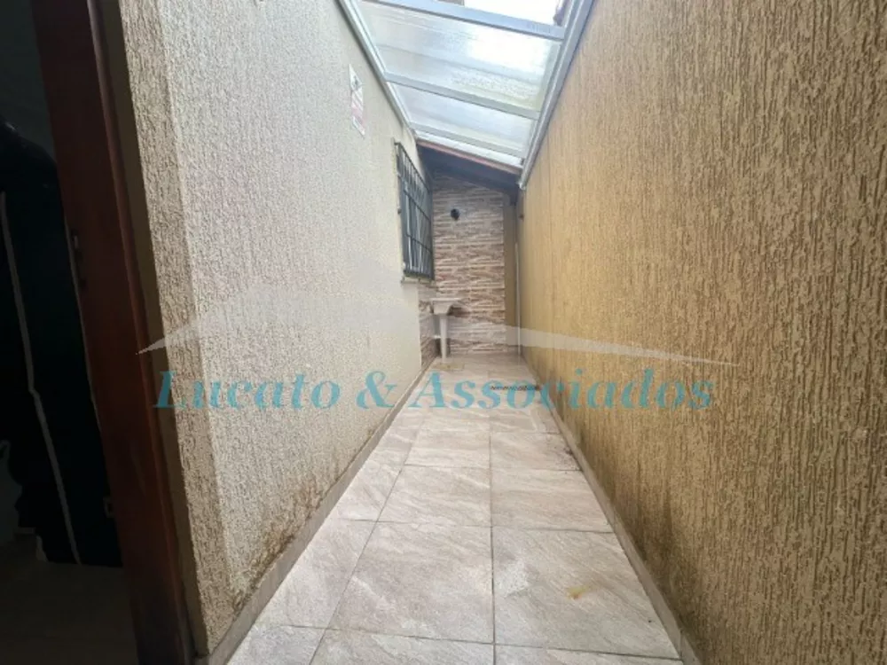 Casa à venda com 3 quartos, 99m² - Foto 2