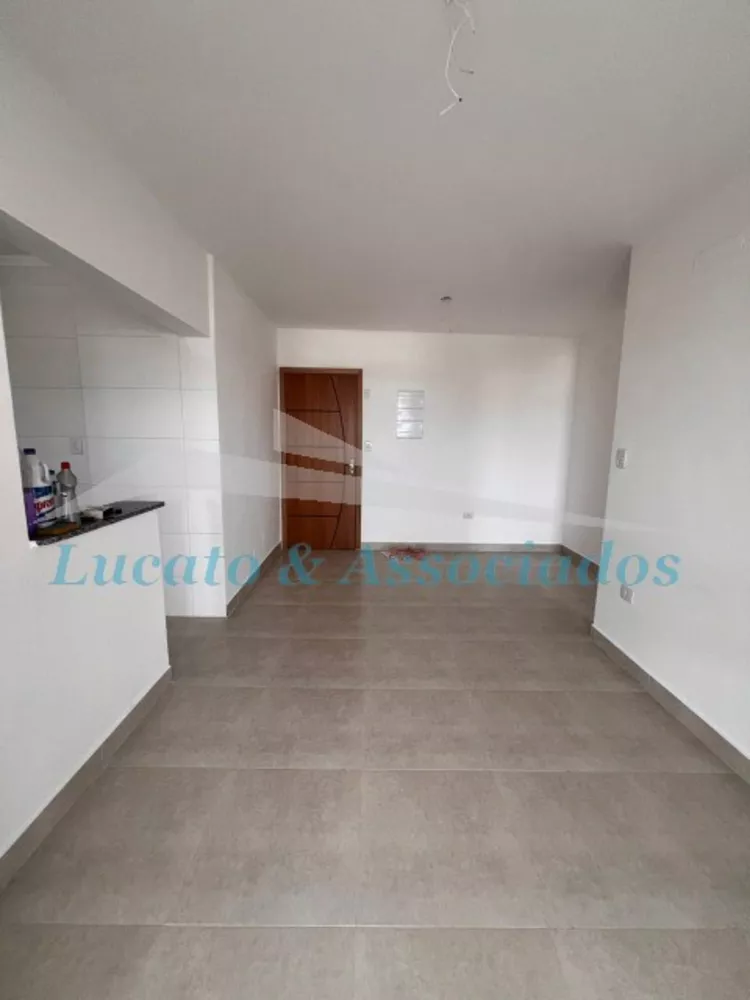 Apartamento à venda com 2 quartos, 72m² - Foto 4