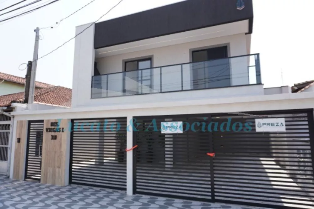 Casa à venda com 2 quartos, 60m² - Foto 1