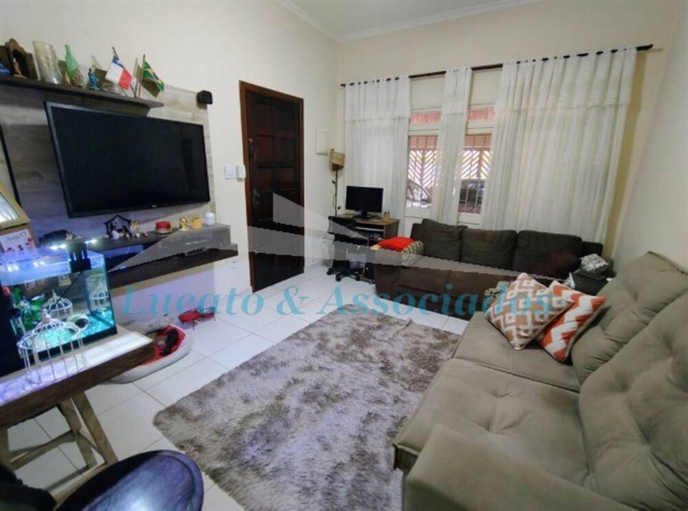 Casa, 3 quartos, 175 m² - Foto 1