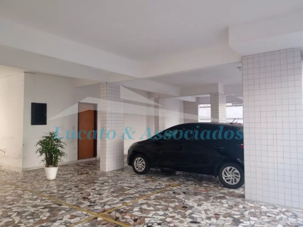 Apartamento à venda com 2 quartos, 68m² - Foto 3