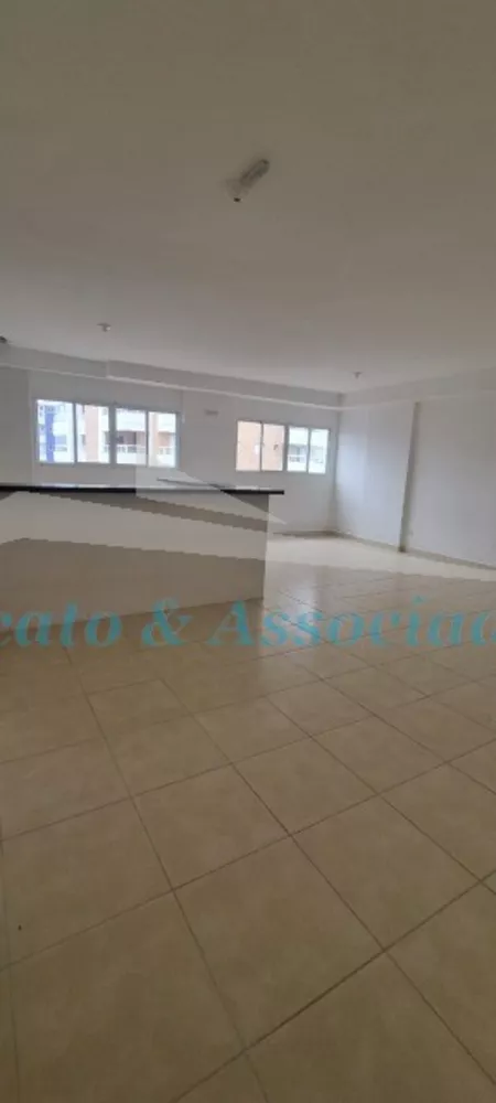 Apartamento à venda com 1 quarto, 44m² - Foto 2