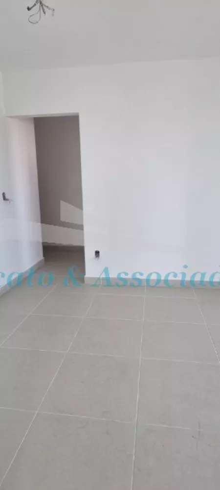 Apartamento à venda com 2 quartos, 70m² - Foto 5