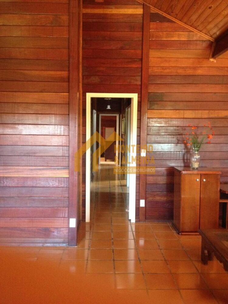 Casa à venda com 4 quartos, 242m² - Foto 7