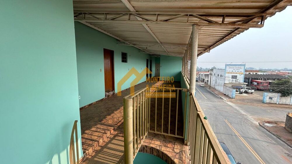 Conjunto Comercial-Sala à venda com 7 quartos, 510m² - Foto 2