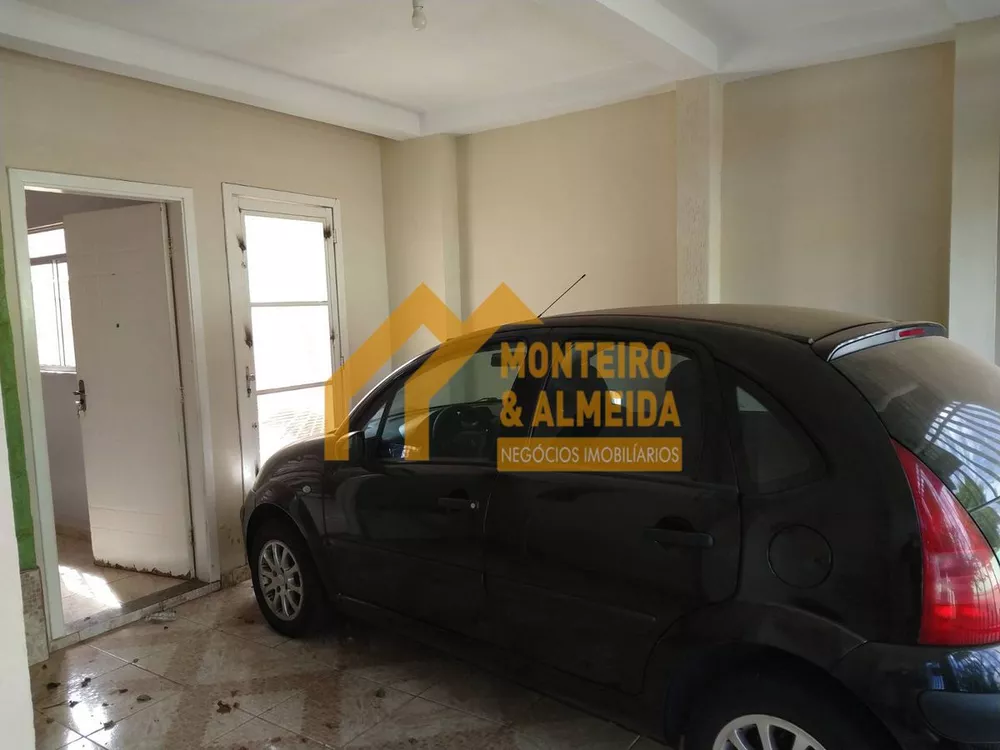 Casa à venda com 3 quartos, 121m² - Foto 2