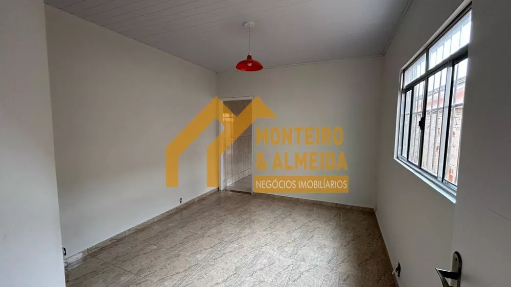 Casa à venda com 3 quartos, 121m² - Foto 3