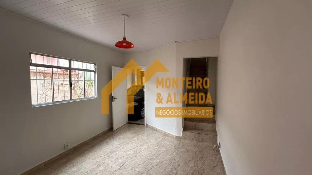 Casa à venda com 3 quartos, 121m² - Foto 4