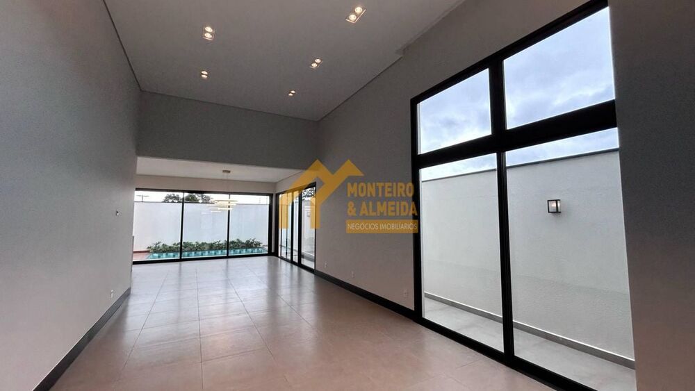 Casa de Condomínio à venda com 3 quartos, 275m² - Foto 3