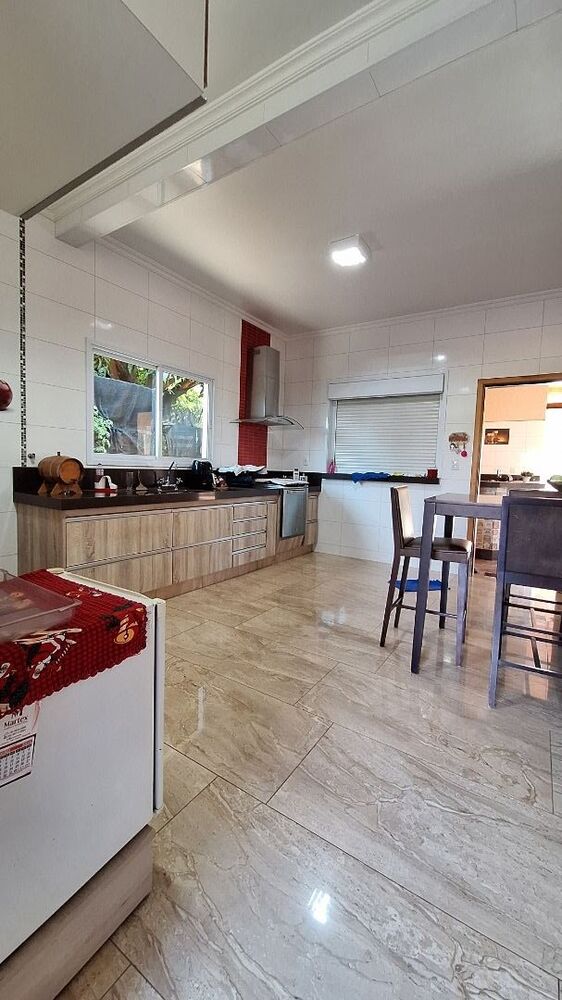 Chácara à venda com 4 quartos, 1800M2 - Foto 5