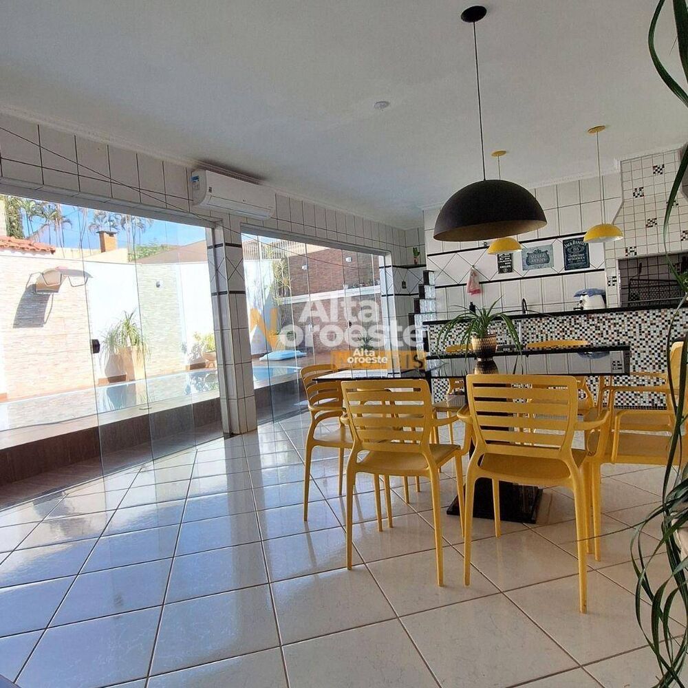 Casa, 3 quartos, 250 m² - Foto 5