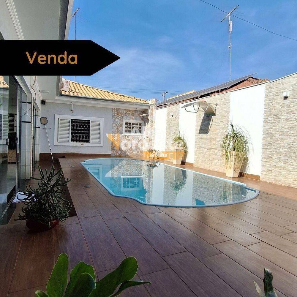 Casa, 3 quartos, 250 m² - Foto 1