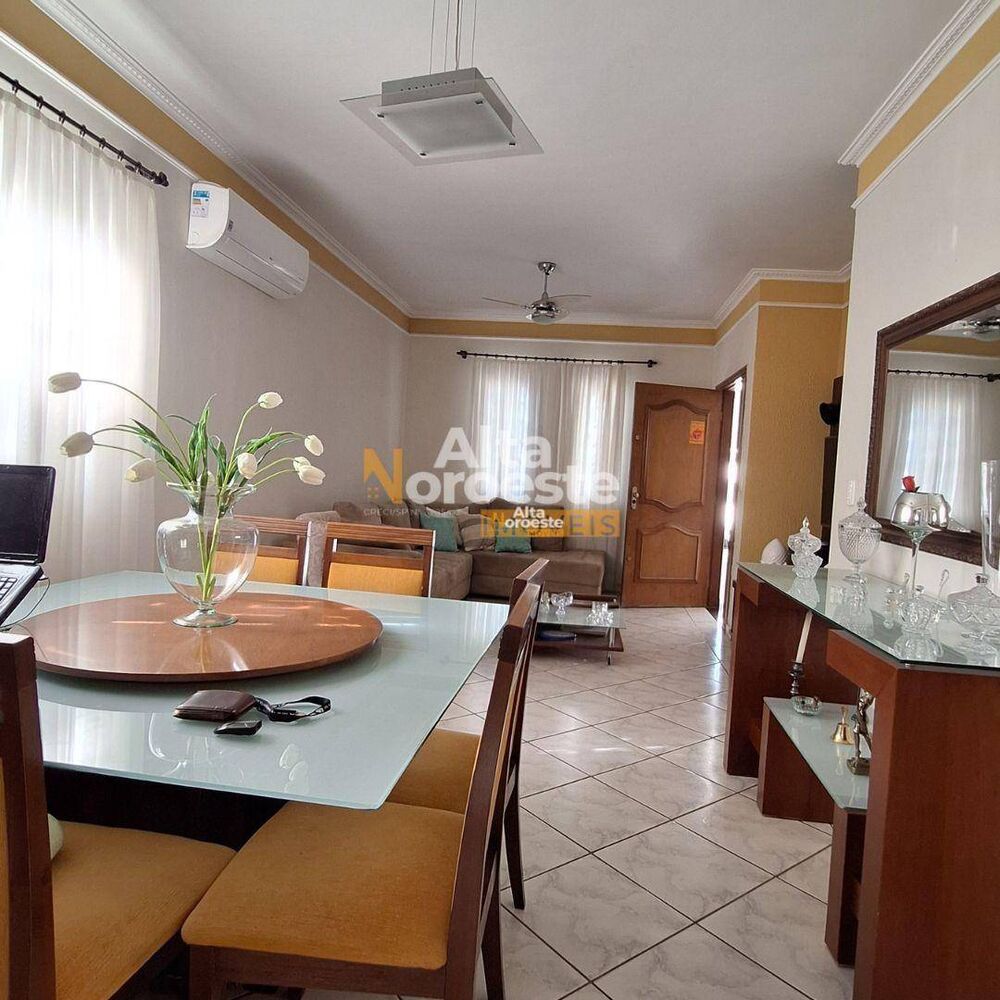 Casa, 3 quartos, 250 m² - Foto 3