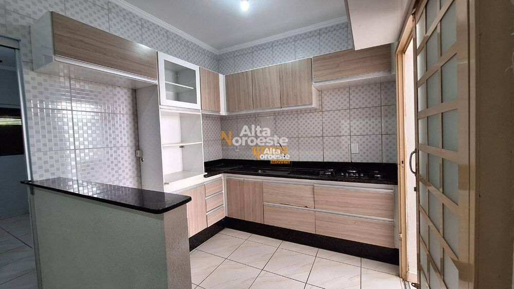Casa à venda com 2 quartos, 125M2 - Foto 1