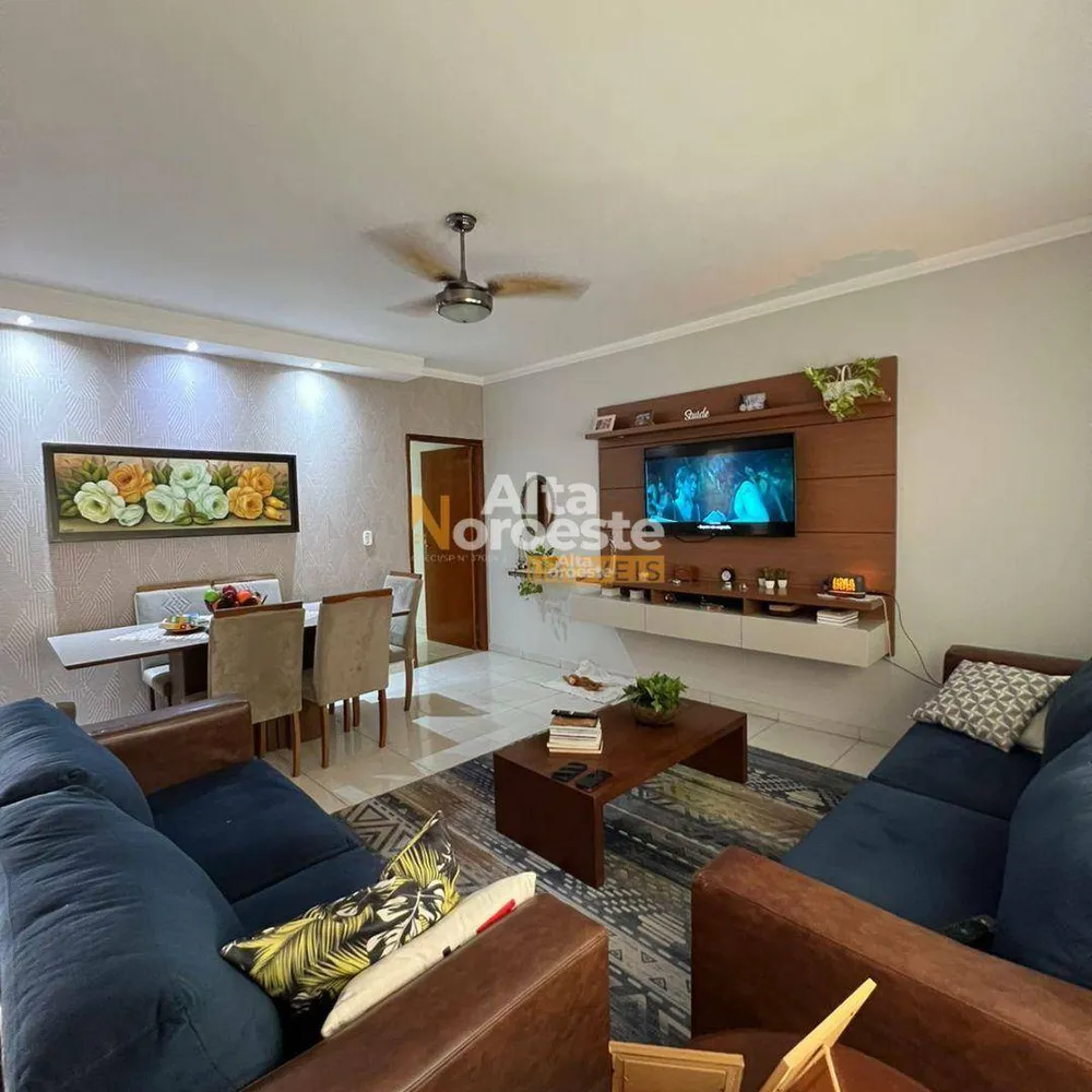 Casa, 3 quartos, 200 m² - Foto 2