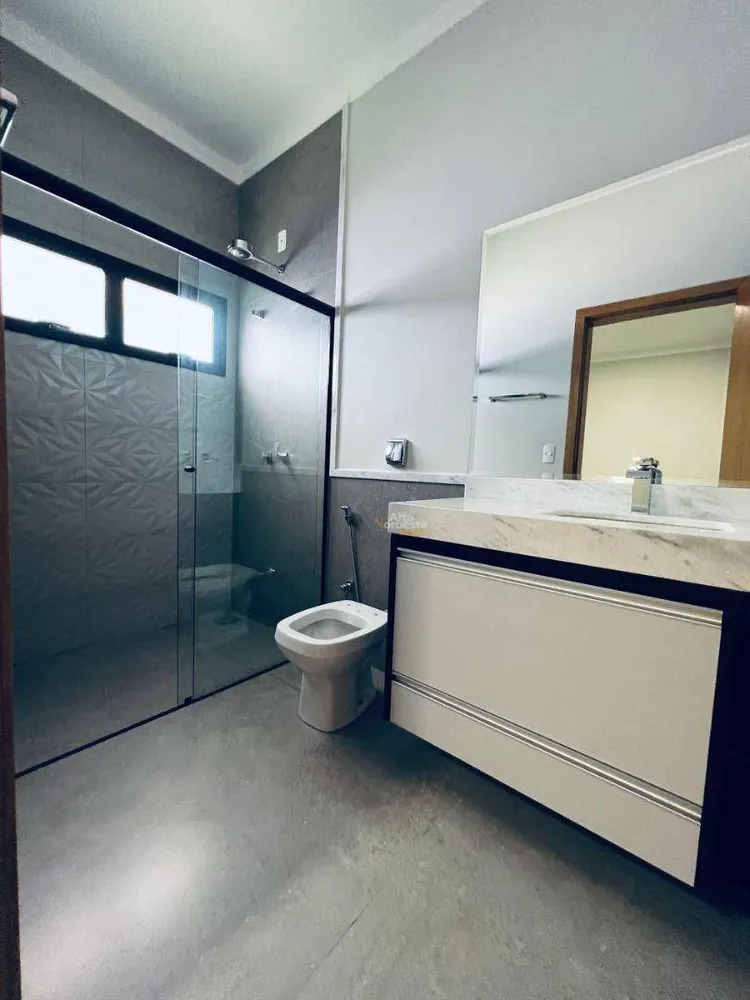 Casa, 3 quartos, 240 m² - Foto 27
