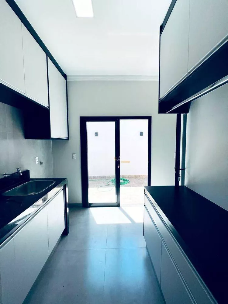 Casa, 3 quartos, 240 m² - Foto 10