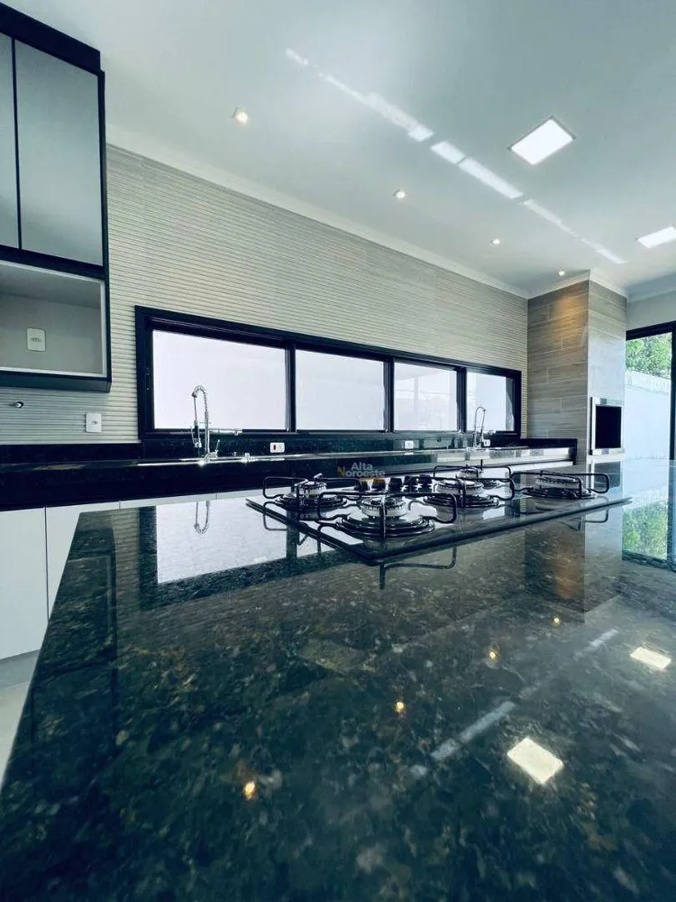 Casa, 3 quartos, 240 m² - Foto 13