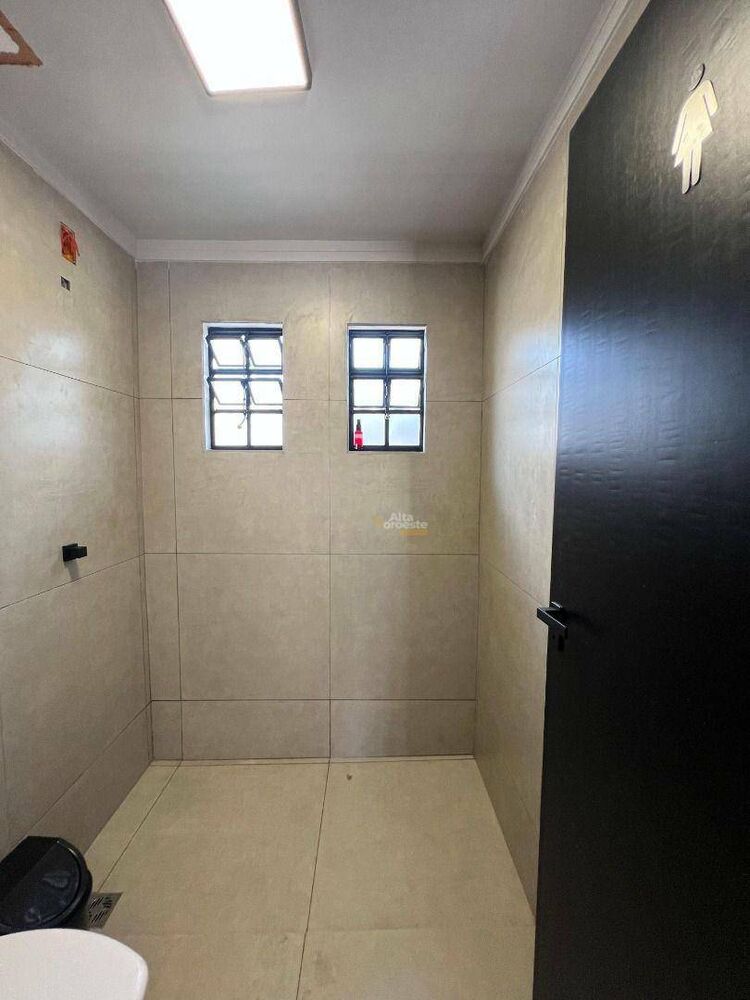 Casa à venda com 1 quarto, 200m² - Foto 5