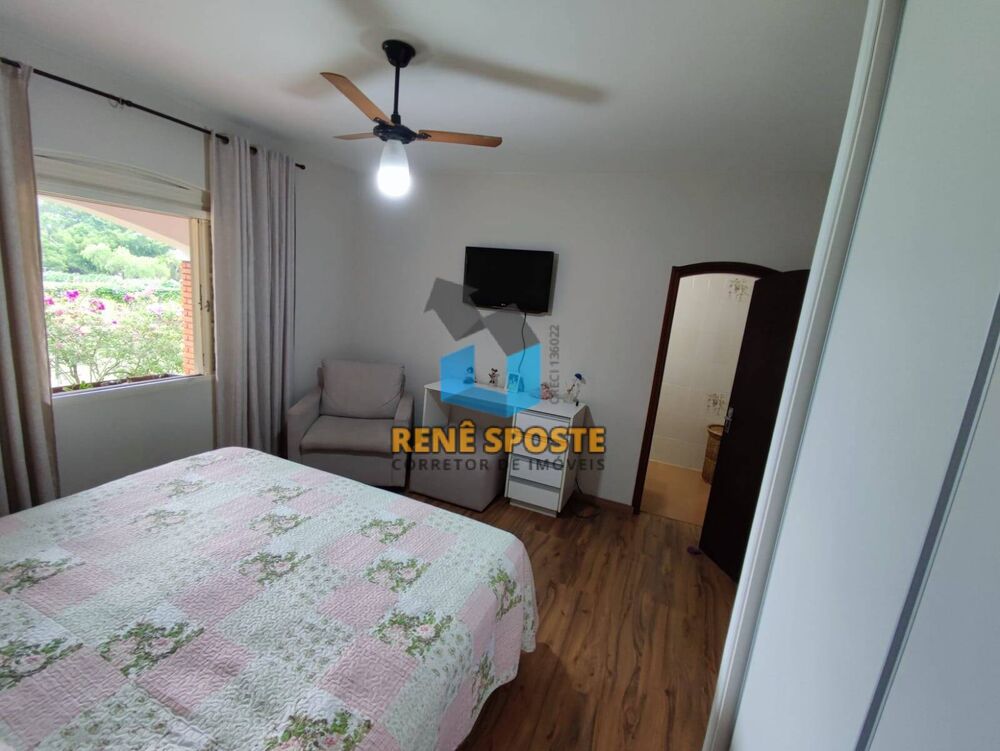 Casa à venda com 3 quartos, 368m² - Foto 7