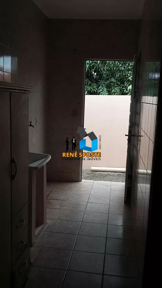 Casa à venda com 4 quartos, 159m² - Foto 4