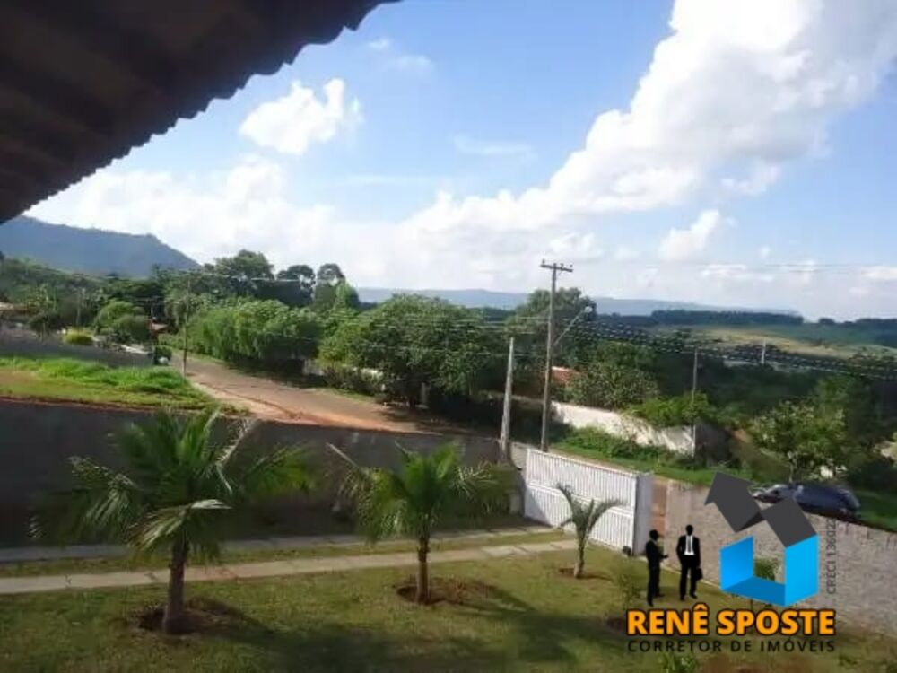 Casa à venda com 3 quartos, 1000m² - Foto 3