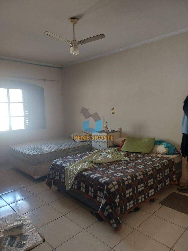 Casa, 3 quartos, 207 m² - Foto 1