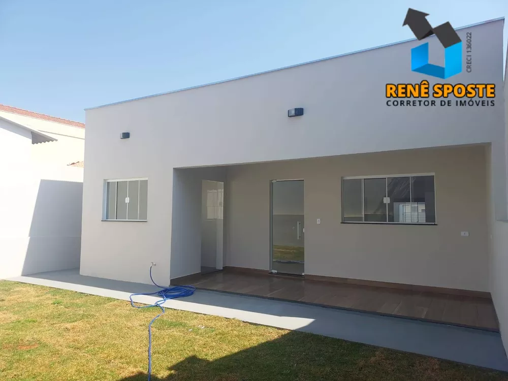 Casa à venda com 3 quartos, 137m² - Foto 2