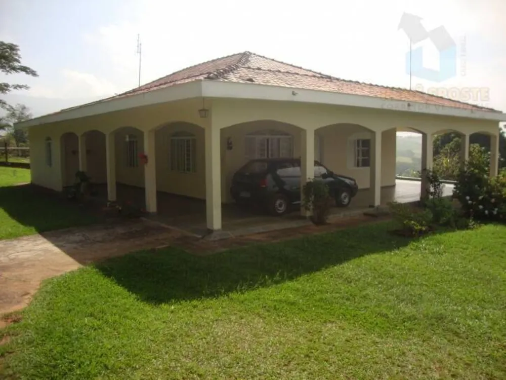 Casa, 3 quartos, 257 m² - Foto 1