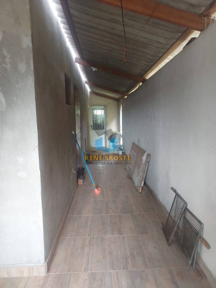 Casa, 2 quartos, 175 m² - Foto 1