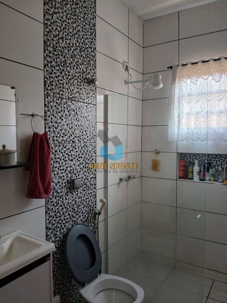 Casa à venda com 2 quartos, 97m² - Foto 3