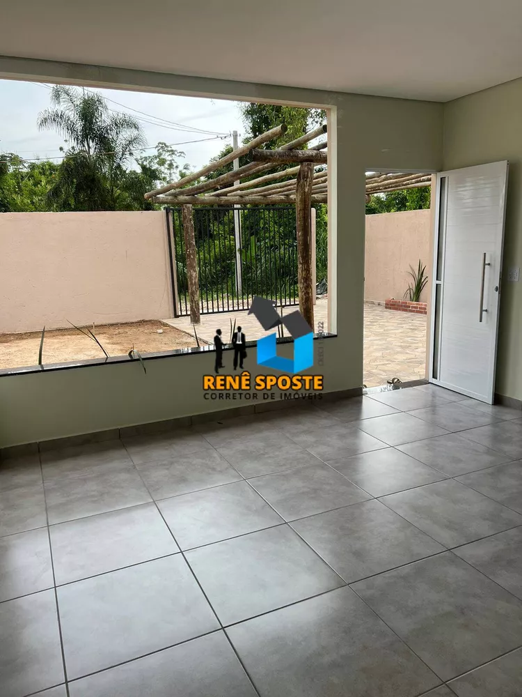 Casa à venda com 3 quartos, 90m² - Foto 2