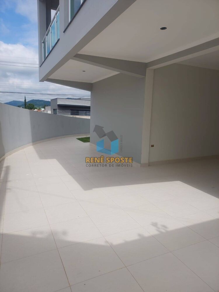 Sobrado à venda com 4 quartos, 280m² - Foto 1