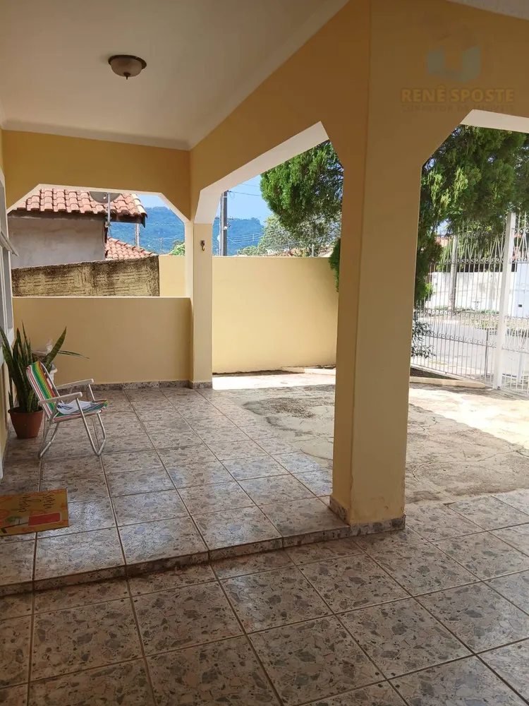 Casa, 3 quartos, 174 m² - Foto 3