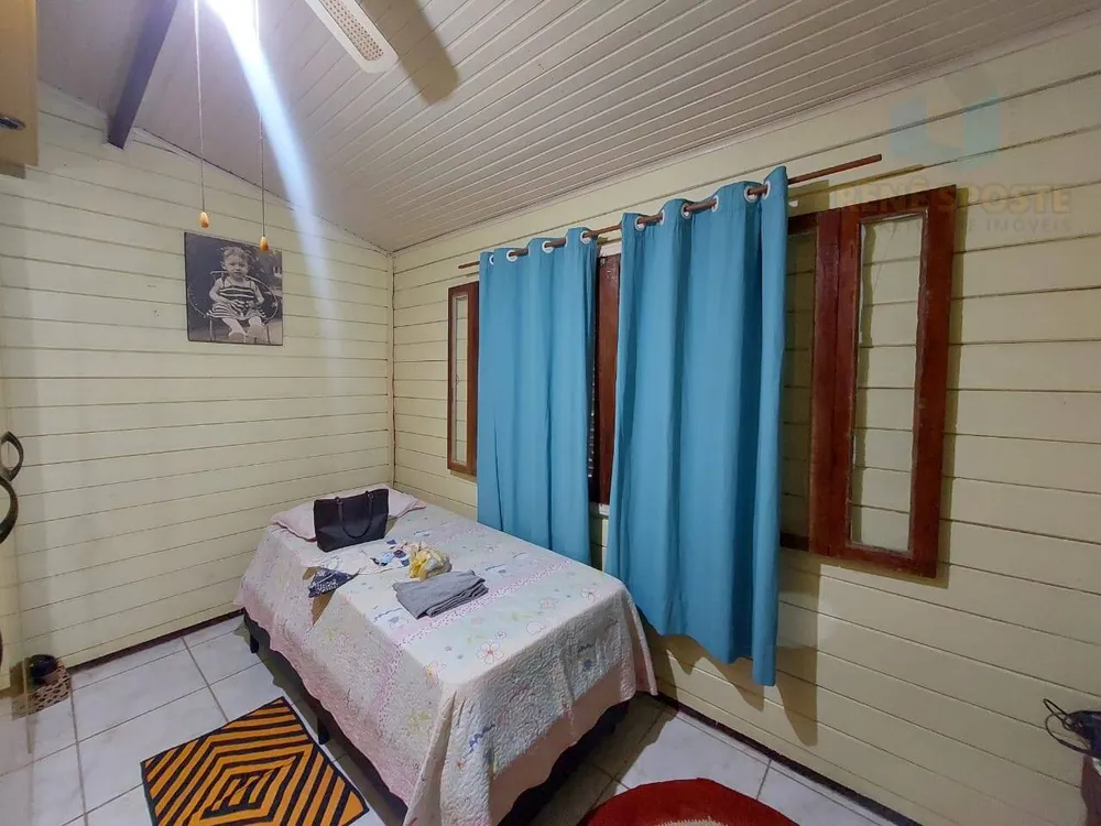Casa, 4 quartos, 250 m² - Foto 1