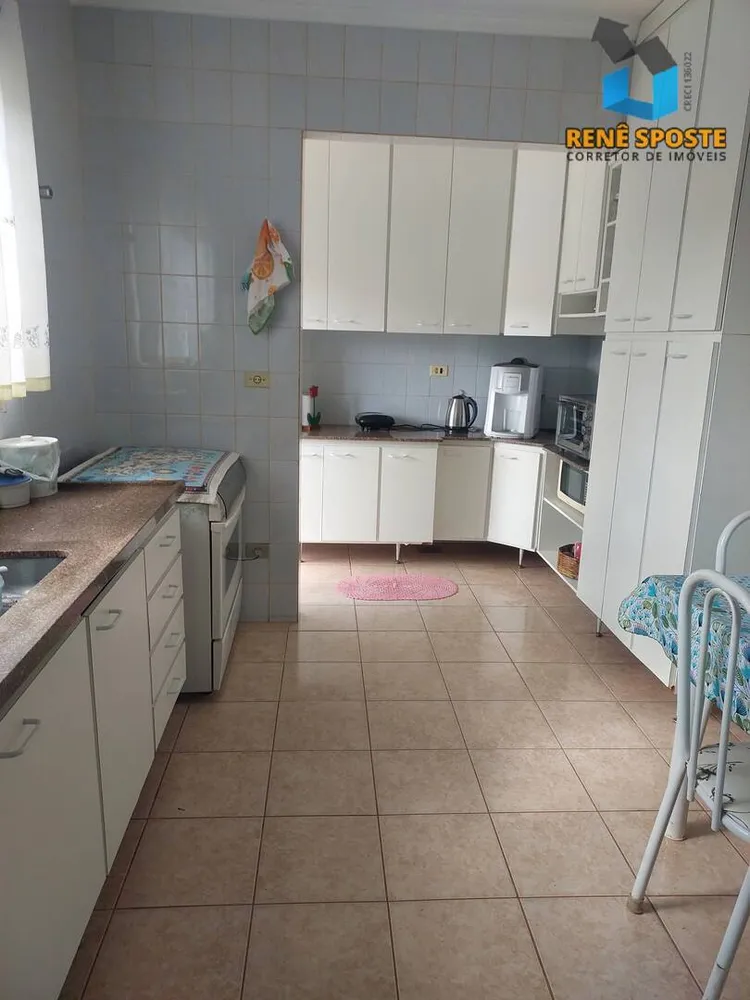 Casa, 3 quartos, 240 m² - Foto 6