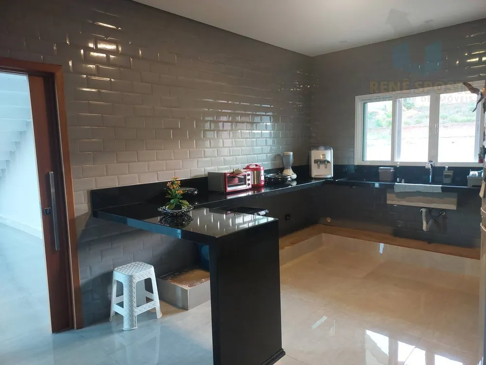 Sobrado, 4 quartos, 299 m² - Foto 4