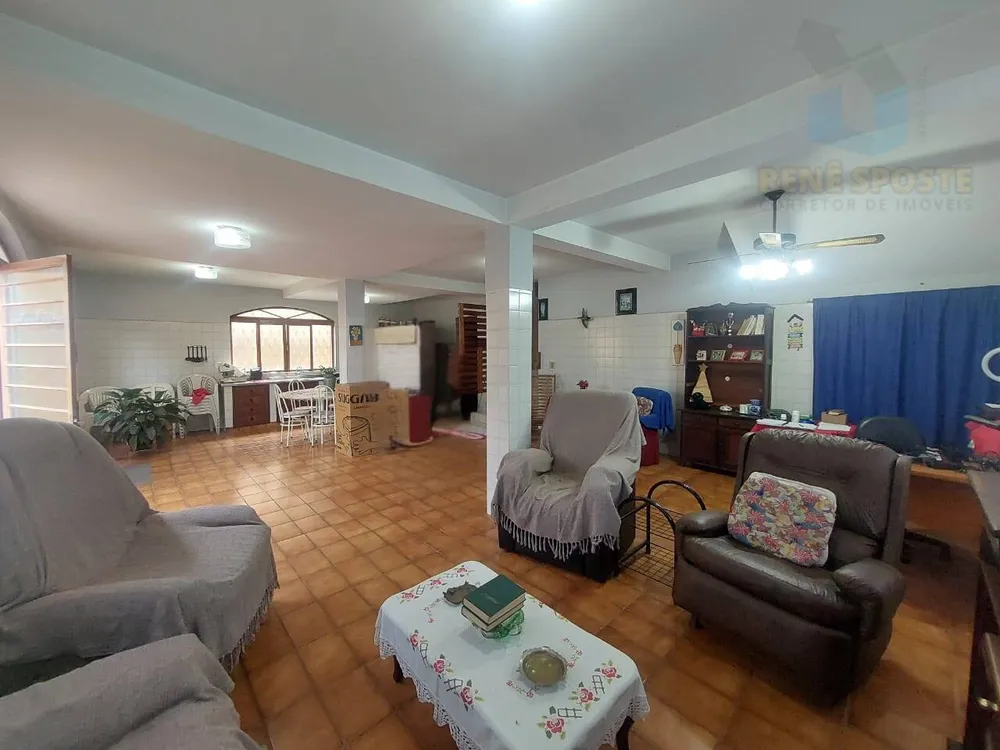 Casa, 3 quartos, 212 m² - Foto 3