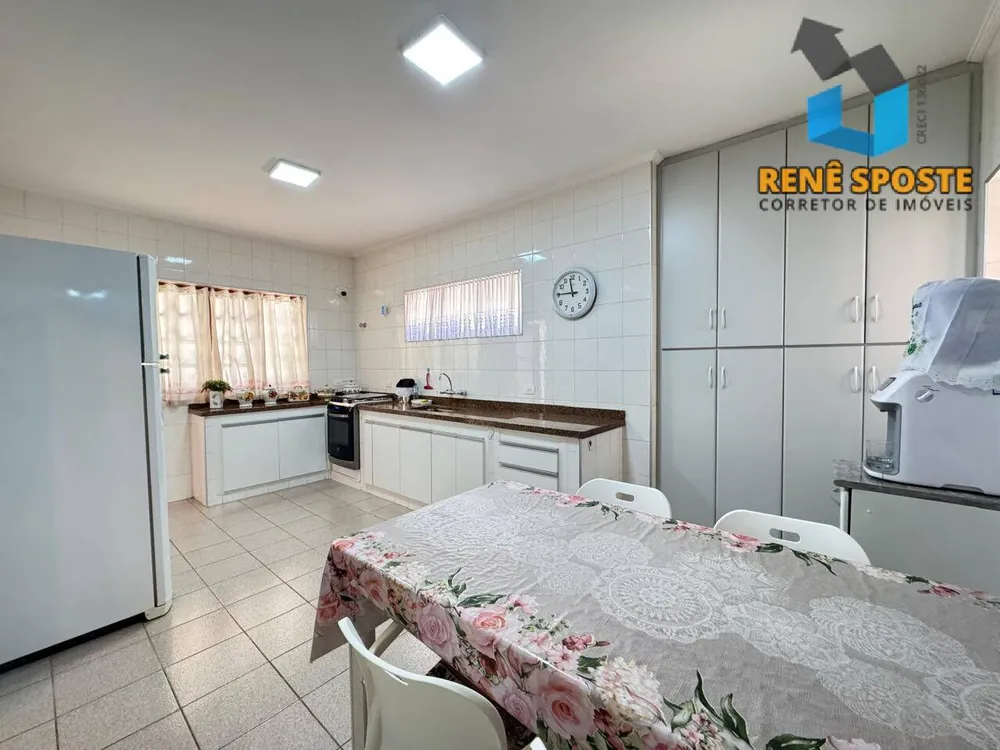 Casa, 3 quartos, 212 m² - Foto 7