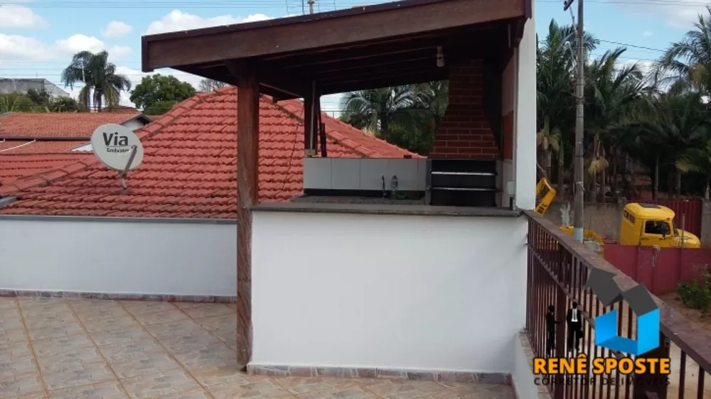 Casa à venda com 2 quartos, 156m² - Foto 3