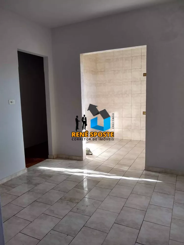 Casa à venda com 2 quartos, 72m² - Foto 5