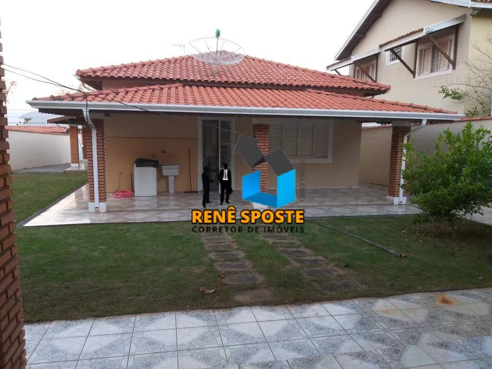 Casa à venda com 3 quartos, 140m² - Foto 1