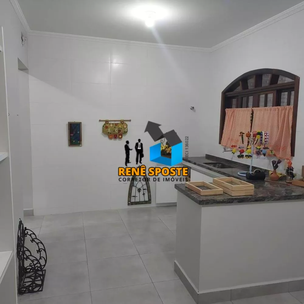 Casa à venda com 4 quartos, 210m² - Foto 12