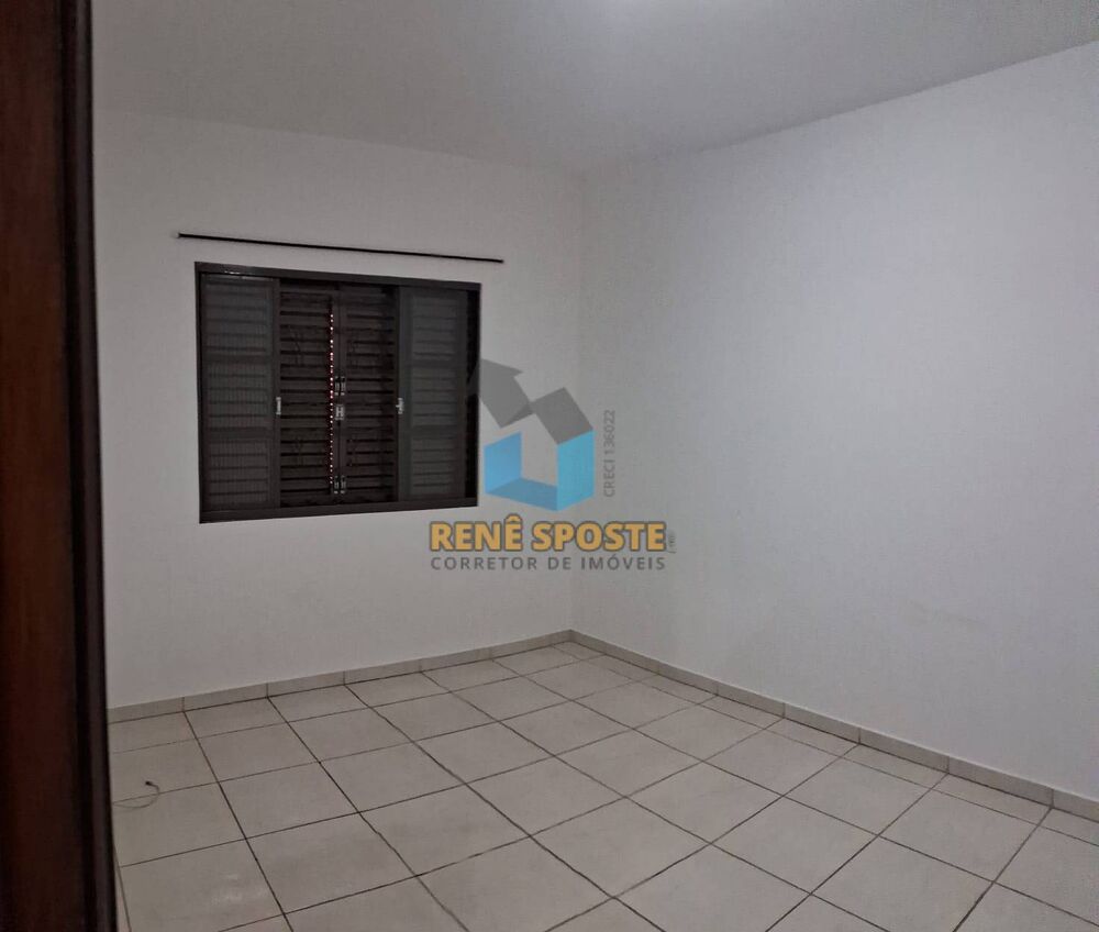 Casa à venda com 2 quartos, 168m² - Foto 3