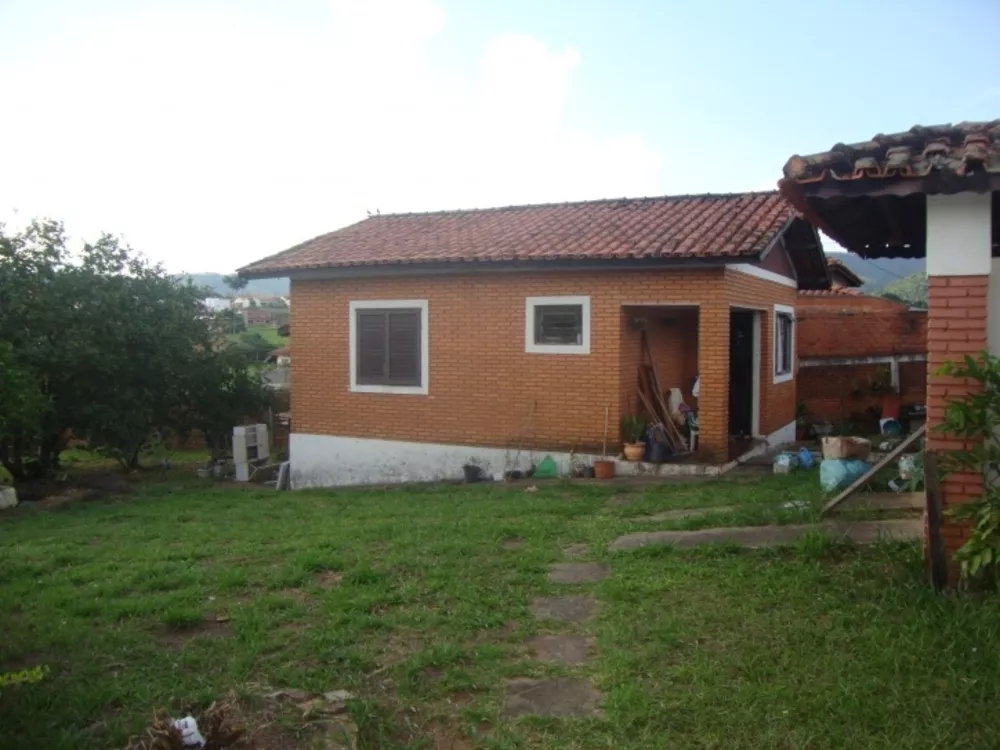 Casa à venda com 3 quartos, 600m² - Foto 6